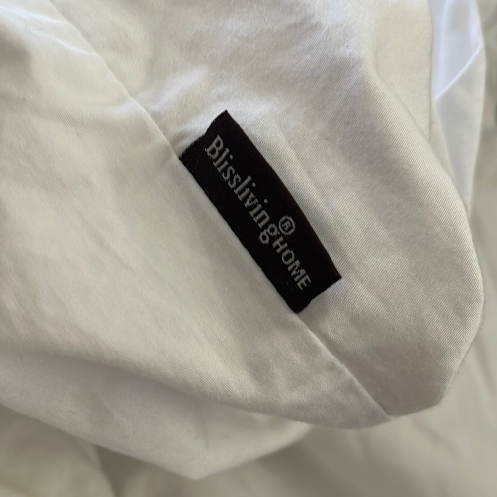 White Bliss Living Pleated Cotton King Duvet Cover and King Shams